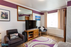 Sitting Room- click for photo gallery